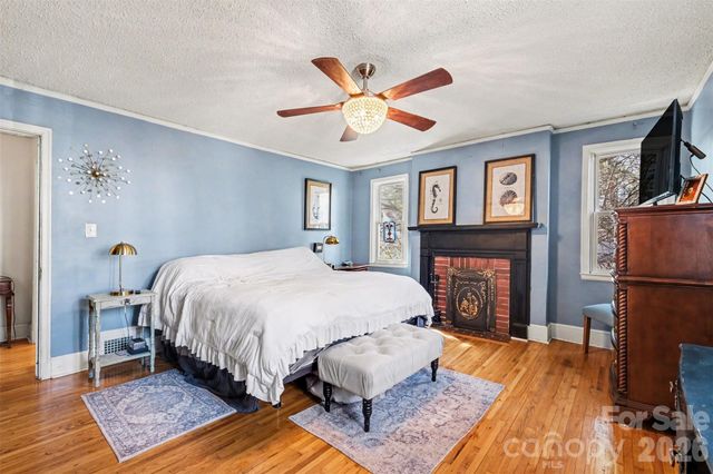 1210 Oakwood Avenue, Gastonia, NC 28052