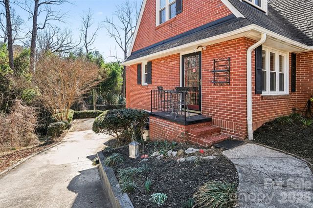 1210 Oakwood Avenue, Gastonia, NC 28052