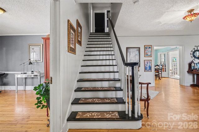 1210 Oakwood Avenue, Gastonia, NC 28052