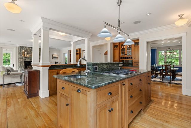74 SADDLE TRAIL Drive, Dover, NH 03820