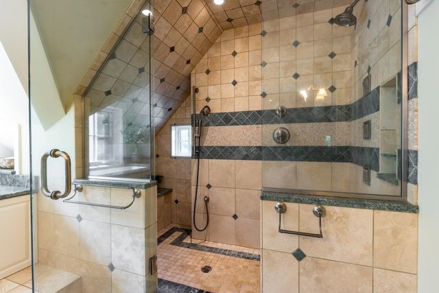 74 SADDLE TRAIL Drive, Dover, NH 03820