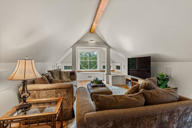 74 SADDLE TRAIL Drive, Dover, NH 03820