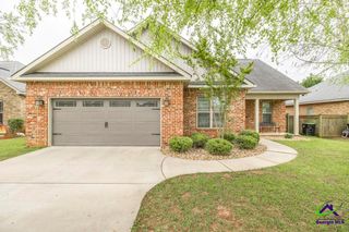 116 Alexis Way, Byron, GA 31008