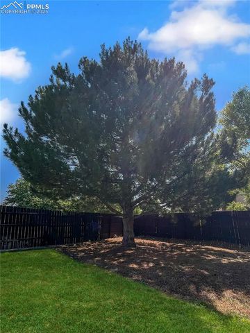 204 Bridle Trail, Pueblo, CO 81005