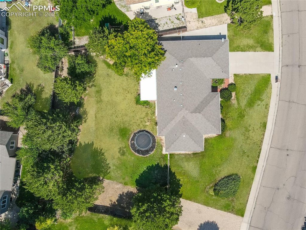 204 Bridle Trail, Pueblo, CO 81005 — photo 2