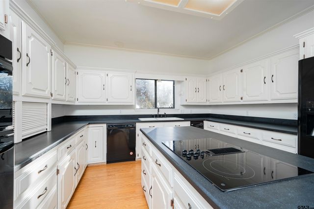 3199 FM 2723, Mt Vernon, TX 75457