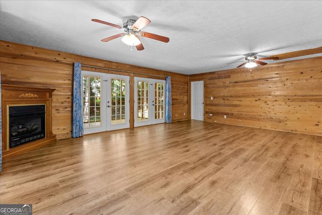 9021 Lakeview Parkway, Villa Rica, GA 30180