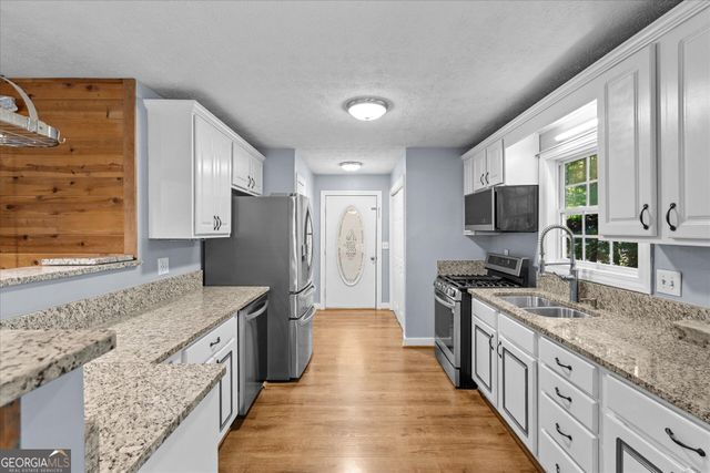 9021 Lakeview Parkway, Villa Rica, GA 30180