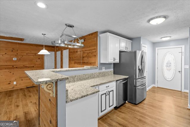 9021 Lakeview Parkway, Villa Rica, GA 30180