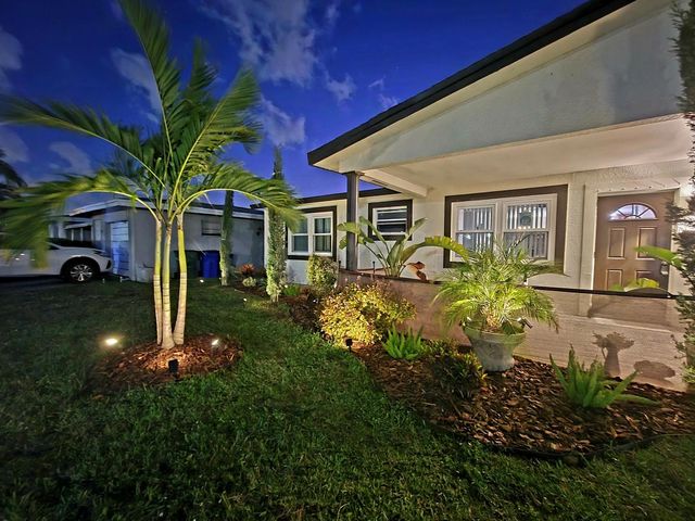 1015 NW 68th Avenue, Margate, FL 33063