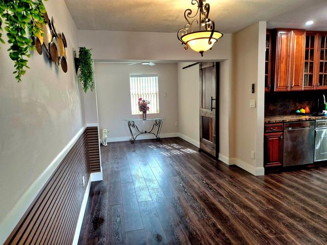 1015 NW 68th Avenue, Margate, FL 33063