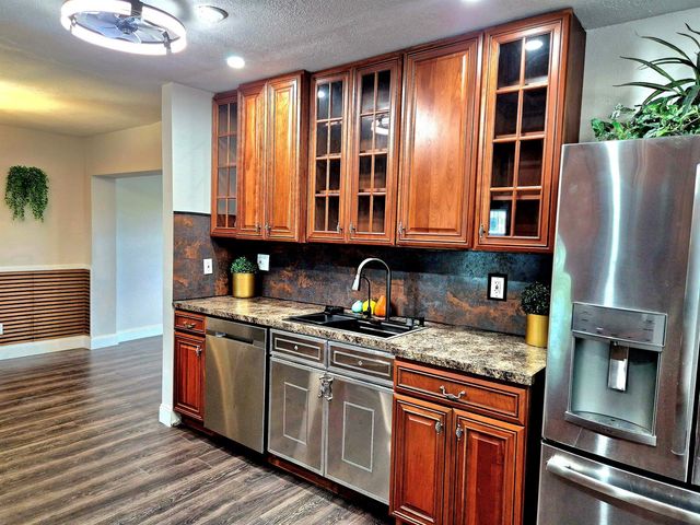1015 NW 68th Avenue, Margate, FL 33063