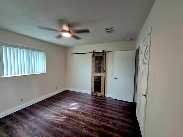 1015 NW 68th Avenue, Margate, FL 33063
