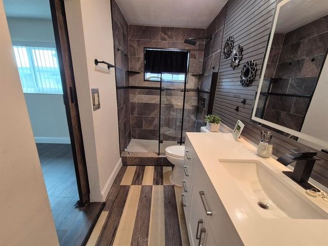 1015 NW 68th Avenue, Margate, FL 33063