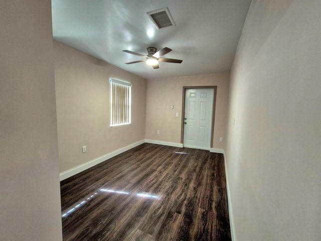 1015 NW 68th Avenue, Margate, FL 33063