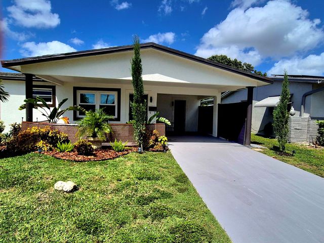 1015 NW 68th Avenue, Margate, FL 33063