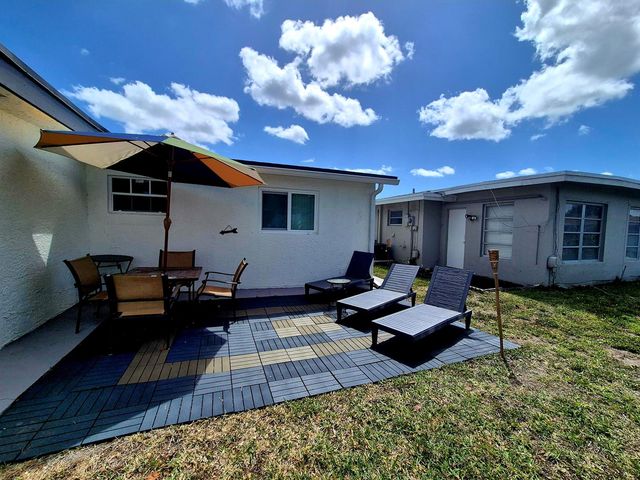 1015 NW 68th Avenue, Margate, FL 33063