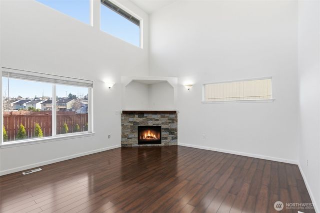 19411 12th Avenue Ct E, Spanaway, WA 98387