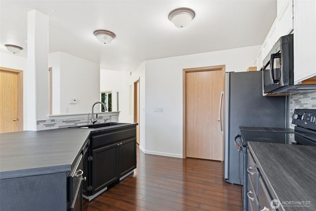 19411 12th Avenue Ct E, Spanaway, WA 98387