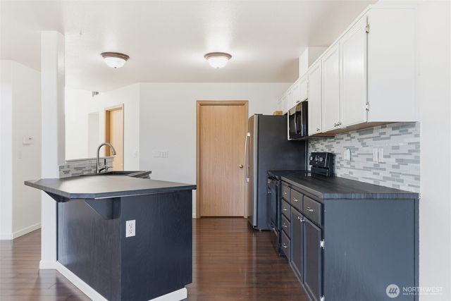 19411 12th Avenue Ct E, Spanaway, WA 98387