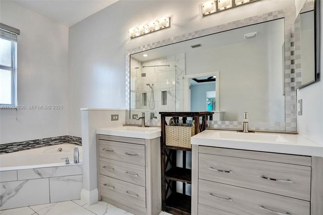 4720 Mimosa Pl 903, Coconut Creek, FL 33073