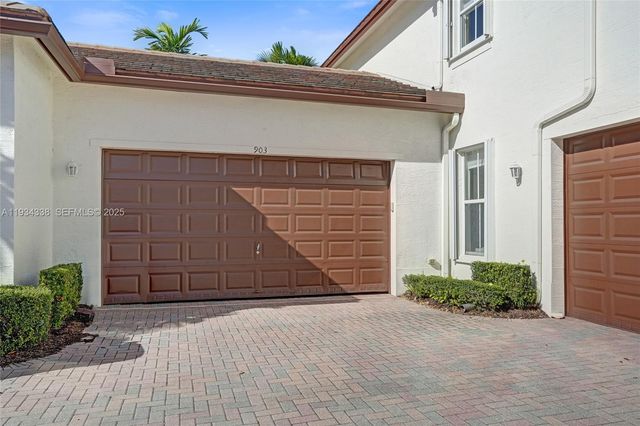 4720 Mimosa Pl 903, Coconut Creek, FL 33073