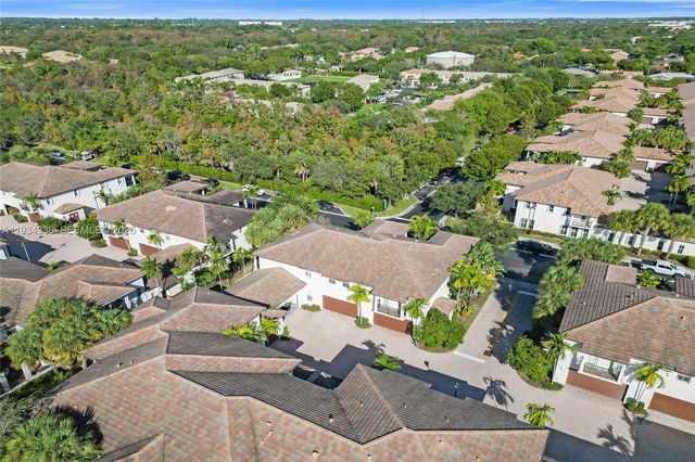 4720 Mimosa Pl 903, Coconut Creek, FL 33073