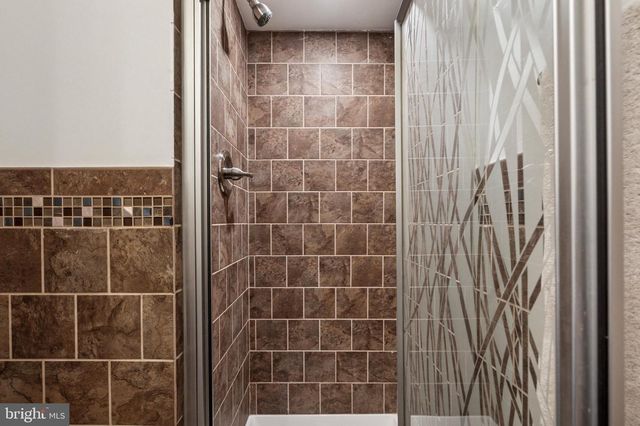 15014 THERESA DR, Philadelphia, PA 19116