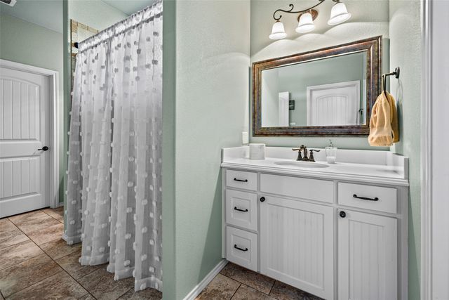 1177 Ronald Road, Glen Rose, TX 76043