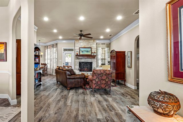 1177 Ronald Road, Glen Rose, TX 76043