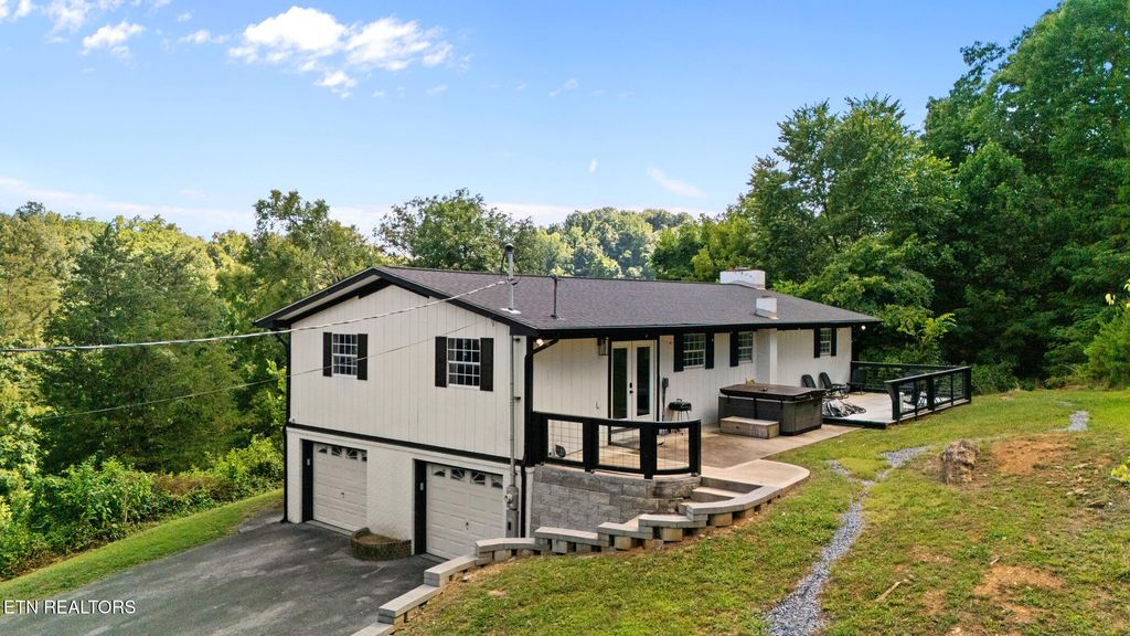 12846 Chapman Hwy, Seymour, TN 37865