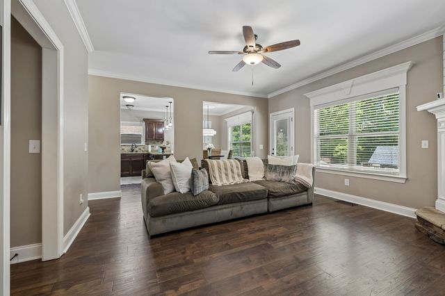 157 Tulip Grove Pt, Hermitage, TN 37076