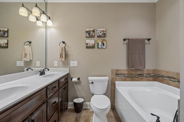 157 Tulip Grove Pt, Hermitage, TN 37076