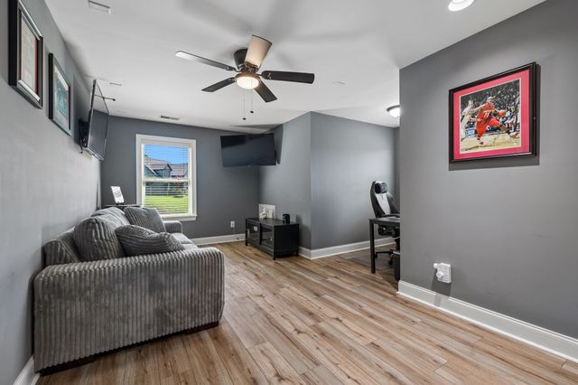 157 Tulip Grove Pt, Hermitage, TN 37076