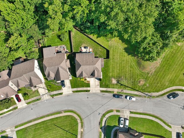 157 Tulip Grove Pt, Hermitage, TN 37076