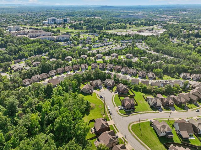 157 Tulip Grove Pt, Hermitage, TN 37076