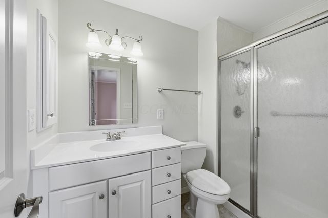 2245 Lane Road, Columbus, OH 43220