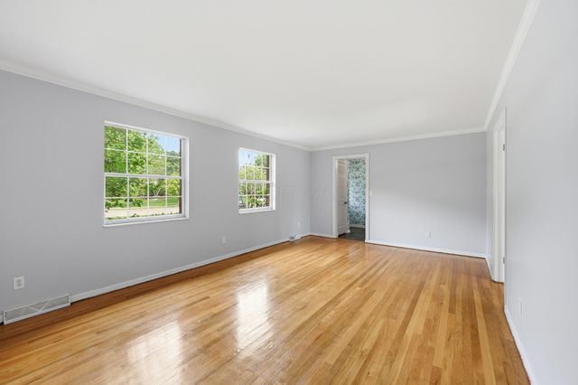2245 Lane Road, Columbus, OH 43220