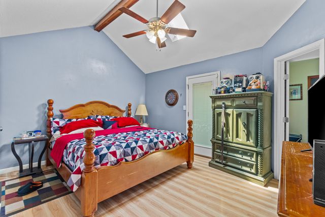 219 Sam Rayburn, Hattiesburg, MS 39402