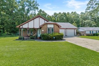 219 Sam Rayburn, Hattiesburg, MS 39402