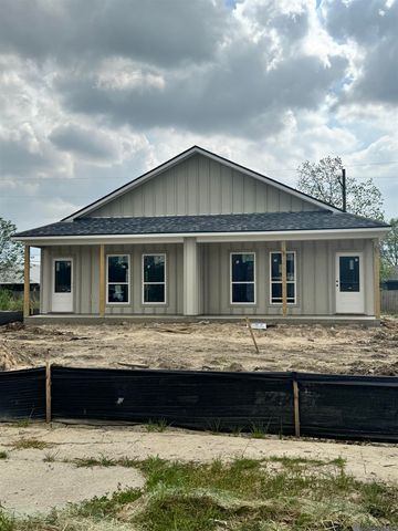 8040-8042 Ned Ave, Baton Rouge, LA 70820