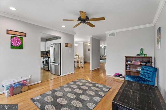 636 CHADBOURNE CT, Harleysville, PA 19438