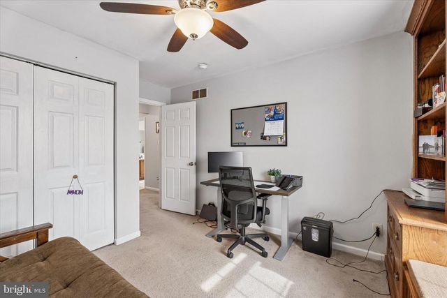 636 CHADBOURNE CT, Harleysville, PA 19438