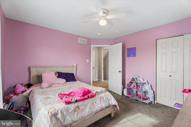 636 CHADBOURNE CT, Harleysville, PA 19438