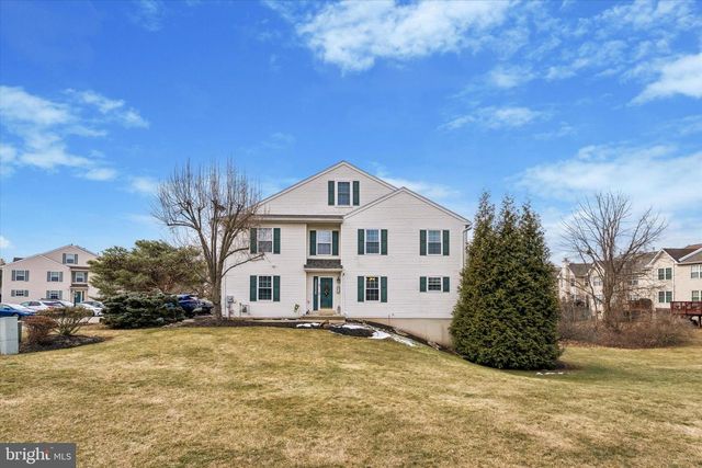 636 CHADBOURNE CT, Harleysville, PA 19438