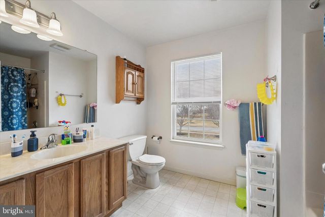 636 CHADBOURNE CT, Harleysville, PA 19438