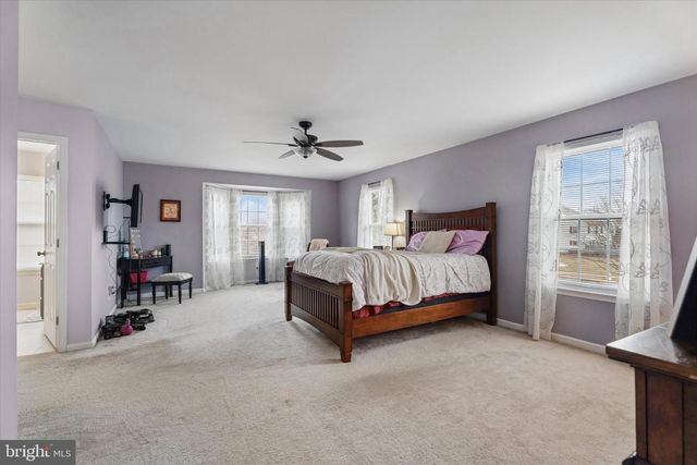 636 CHADBOURNE CT, Harleysville, PA 19438