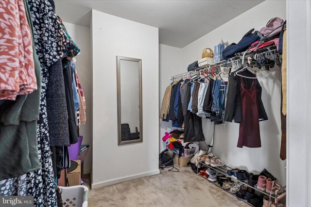 636 CHADBOURNE CT, Harleysville, PA 19438