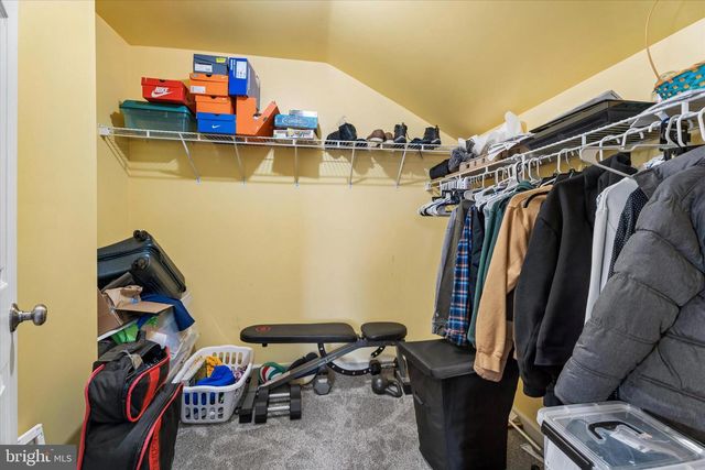 636 CHADBOURNE CT, Harleysville, PA 19438