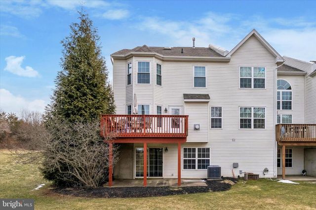 636 CHADBOURNE CT, Harleysville, PA 19438